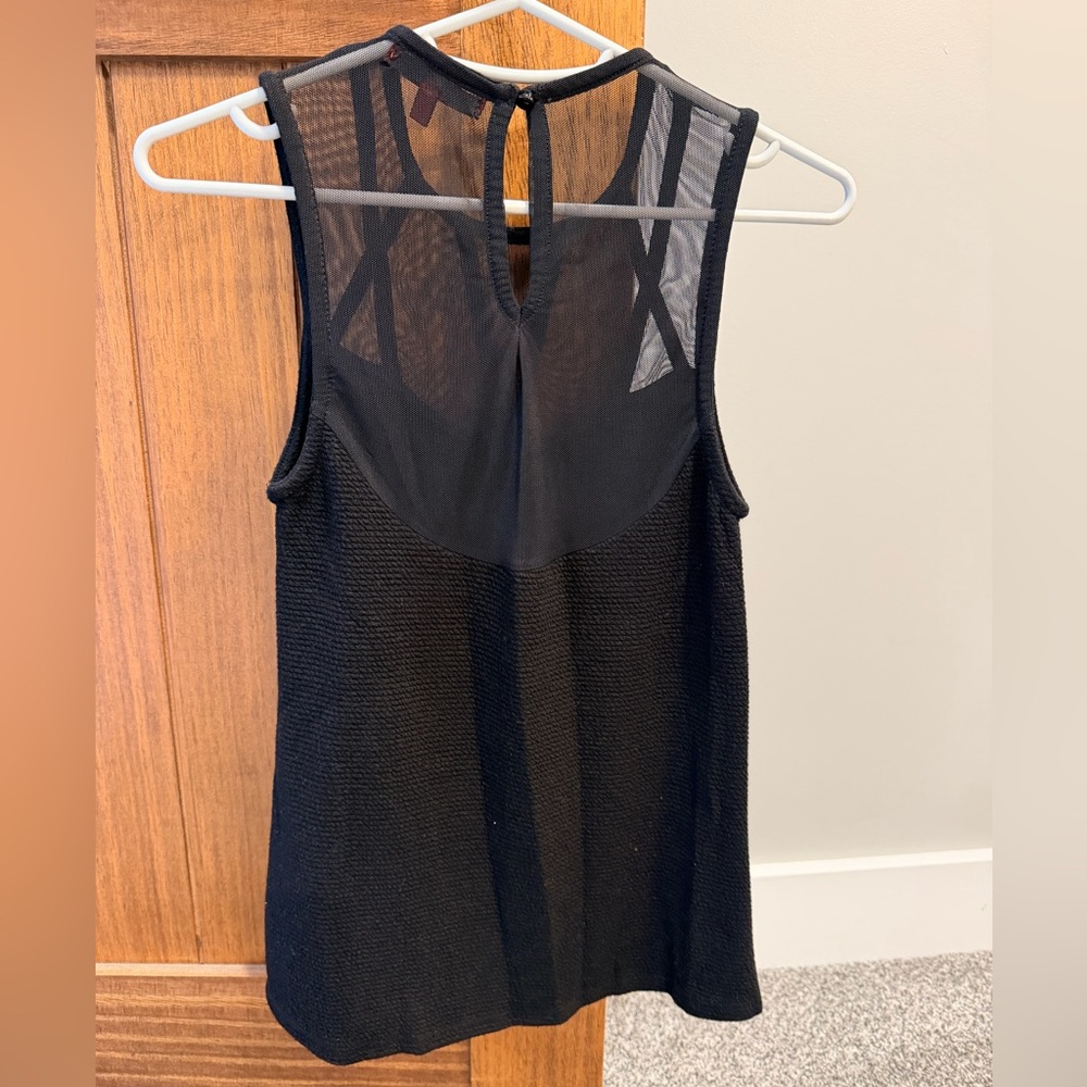 Red by BKE Women’s Black Mesh Tank Top Size XS - Picture 2 of 6